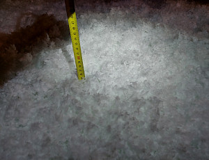 Zateplení stropu rodinného domu pomocí foukané izolace